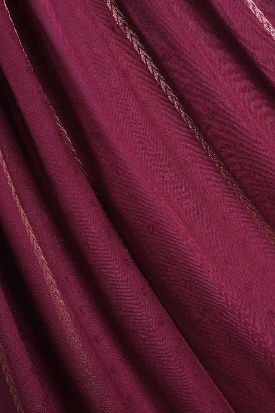 Golden Petal Lawn - Maroon