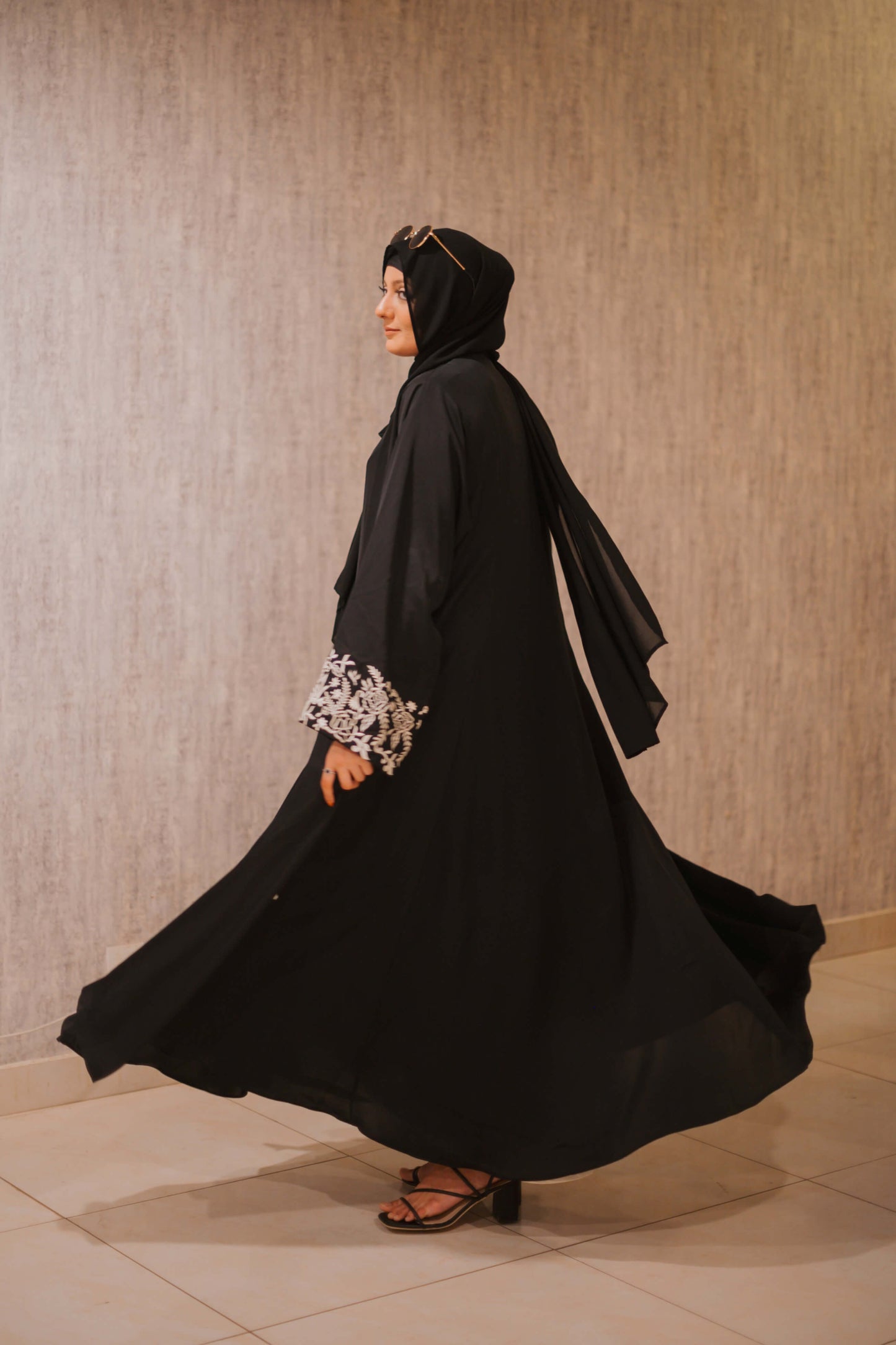 Eclipse Abaya