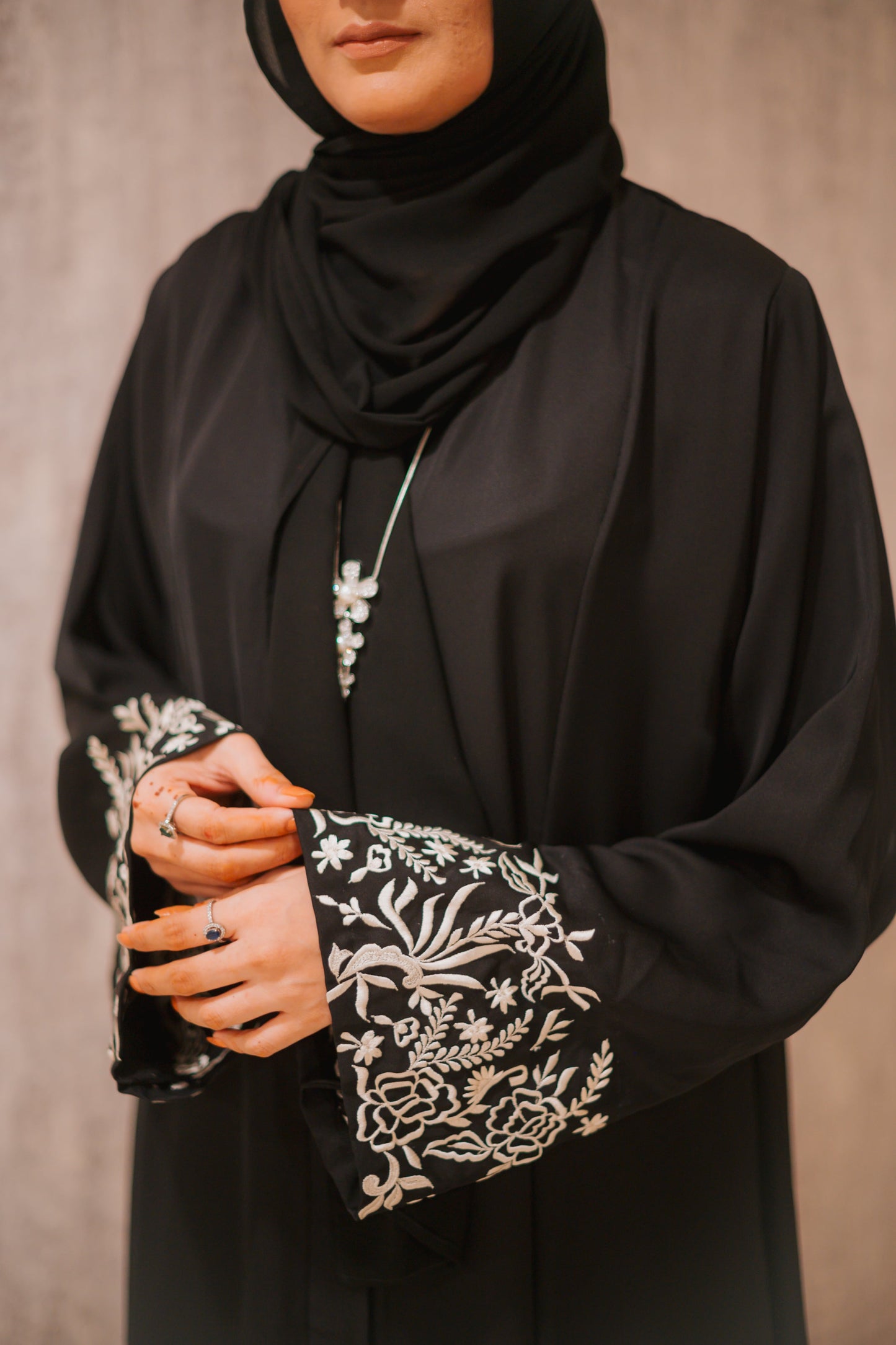 Eclipse Abaya