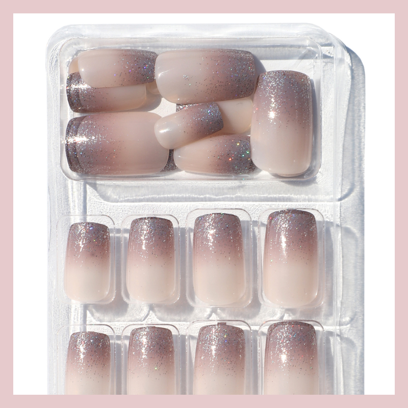 Glitter Tip Dew (Medium)