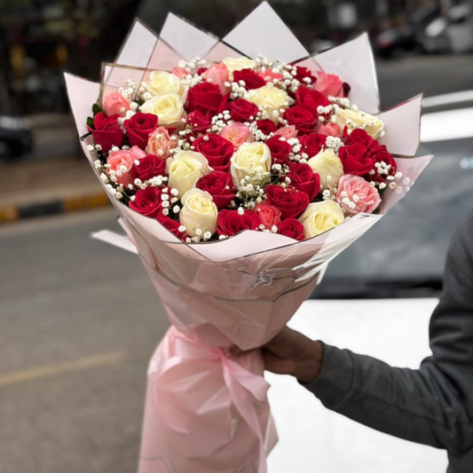Luxury Imported Roses Bouquet – Premium Hand-Tied Fresh Roses